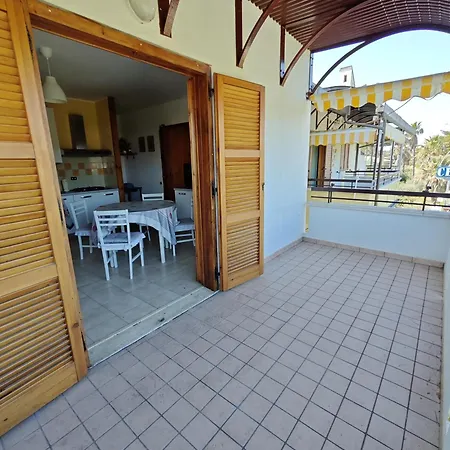 R 42 Con Terrazzo E Posto Auto *