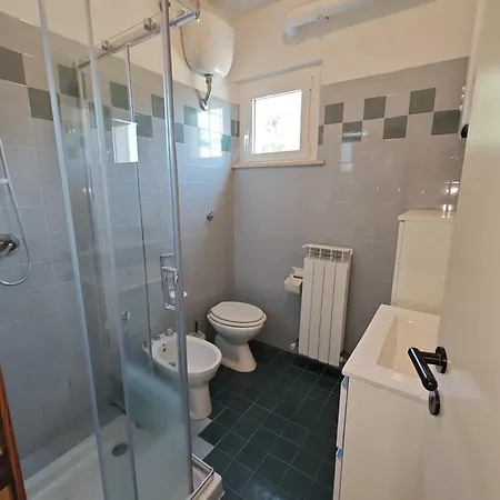 R 42 Con Terrazzo E Posto Auto Appartement